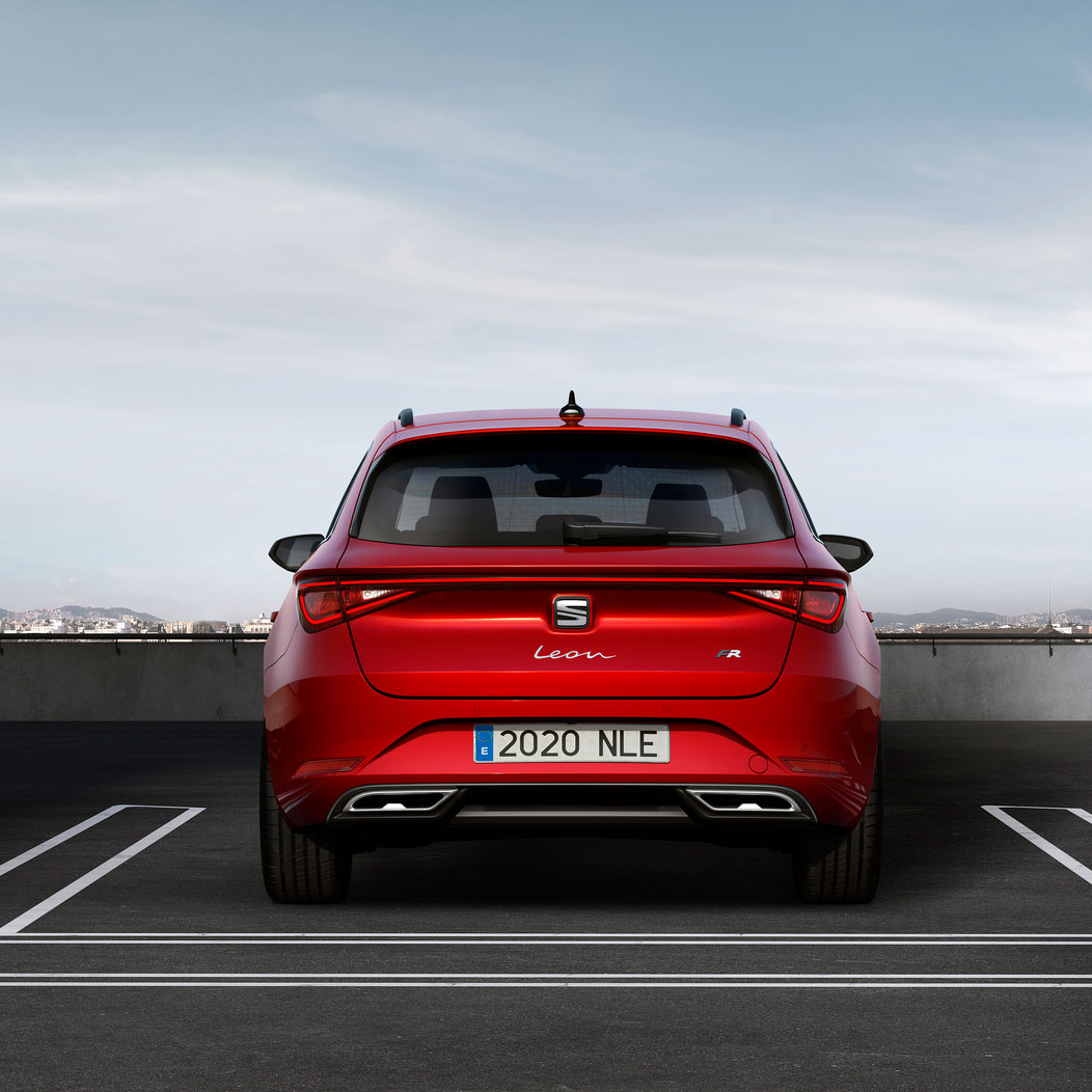 Automatische inparkeerhulp op de SEAT Leon Business Intense