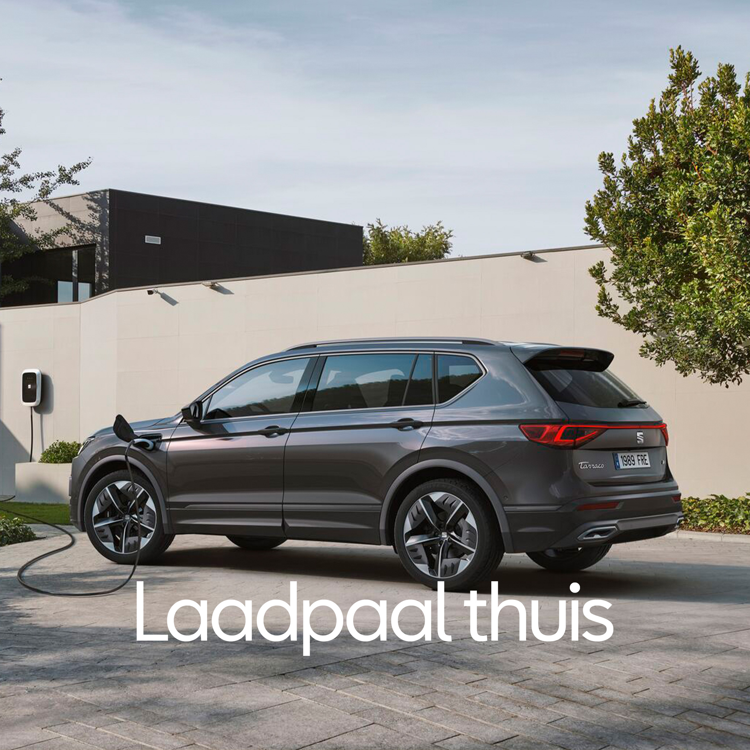 SEAT Tarraco aan de oplader