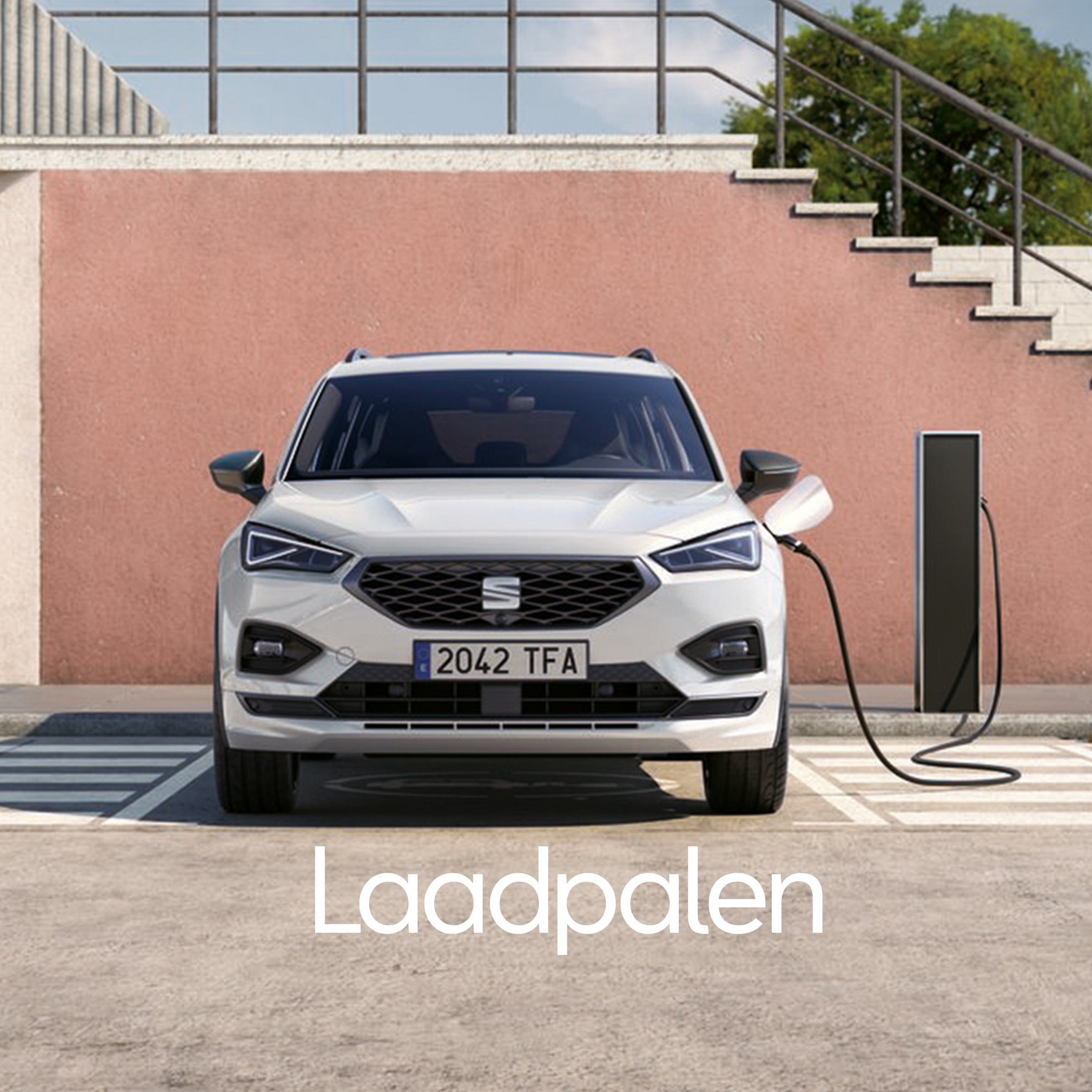 SEAT Tarraco aan de oplader