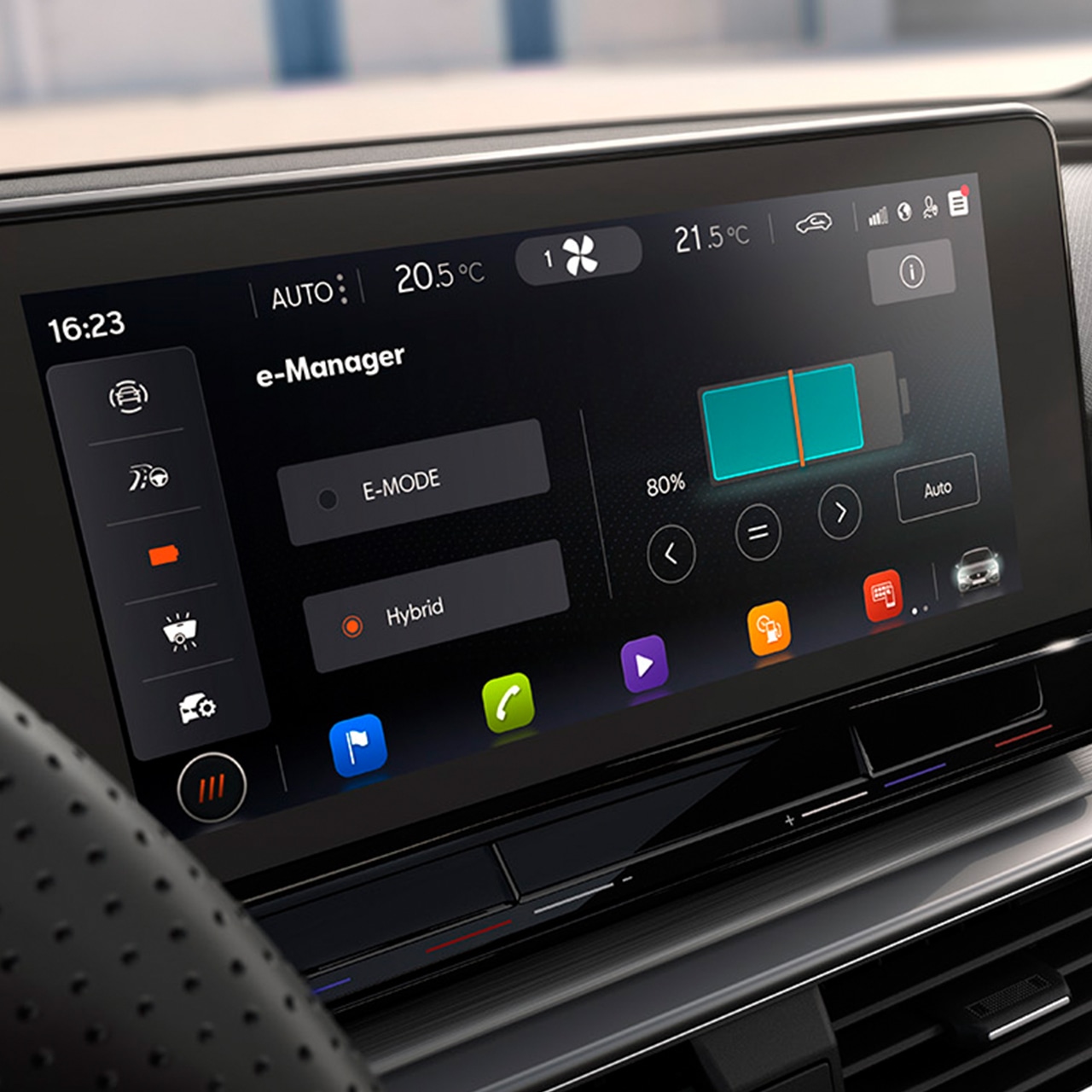 het infotainmentsysteem van een hybride seat