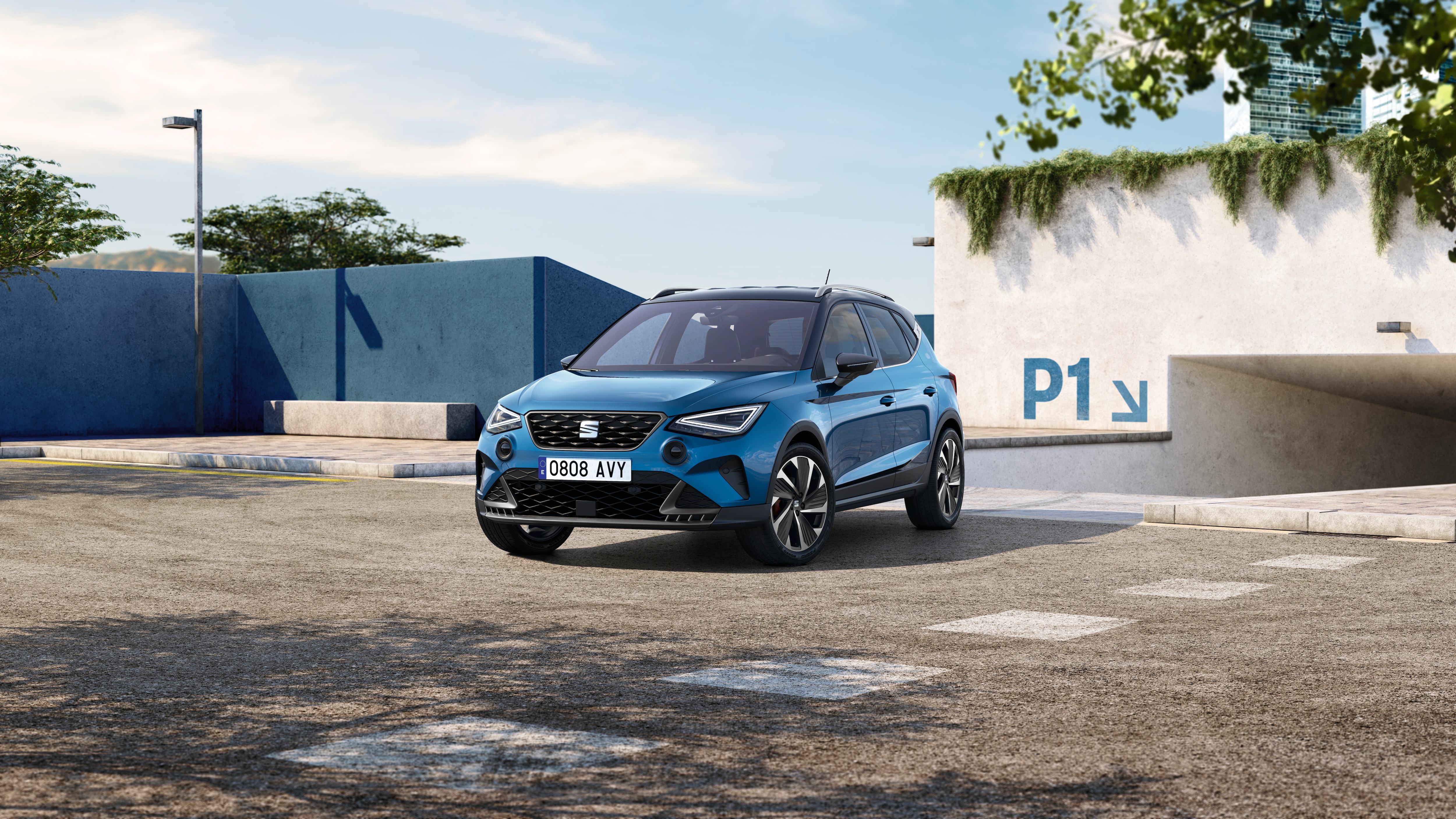 Blauwe SEAT Arona FR