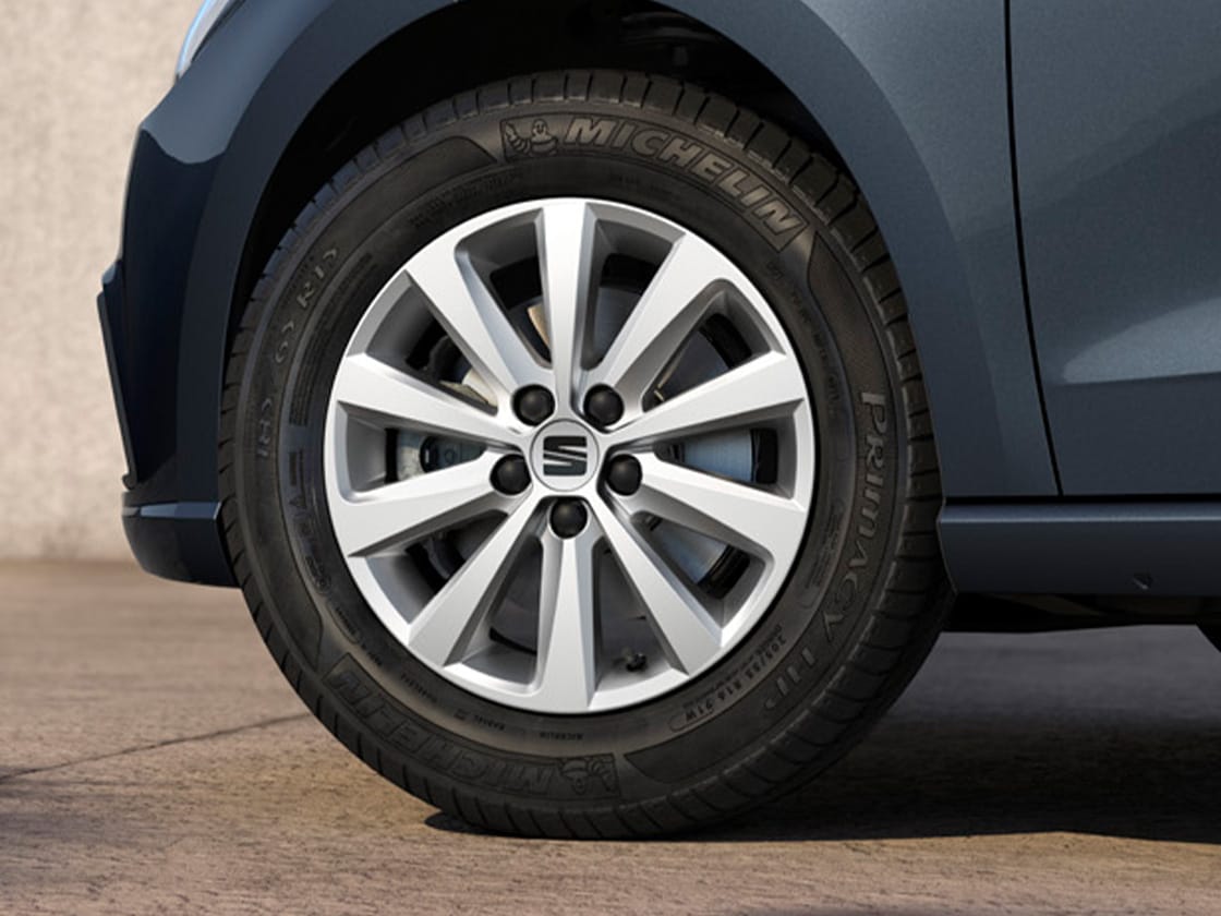 SEAT Ibiza 15 inch lichtmetalen velgen brilliant silver