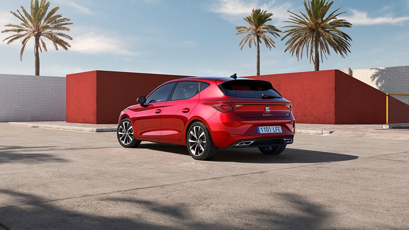 De SEAT Leon in het rood