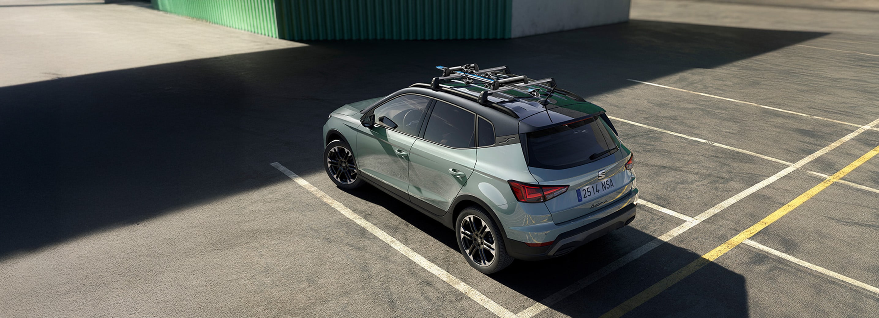 Nieuwe SEAT Arona met dakdrager Nieuwe SEAT Arona met dakdrager