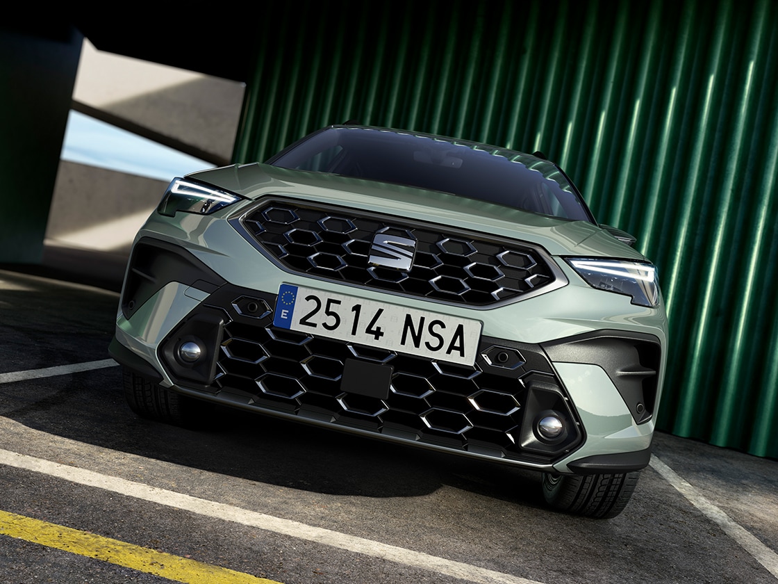 Vooraanzicht van de nieuwe SEAT Arona
