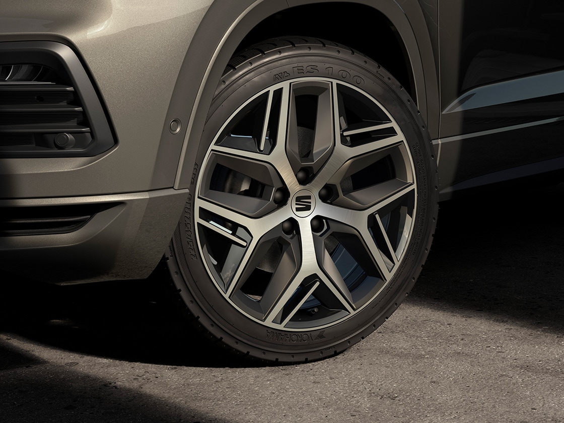 Velgen 'Exclusive Cosmo Grey', 19 inch lichtmetaal voor SEAT Ateca