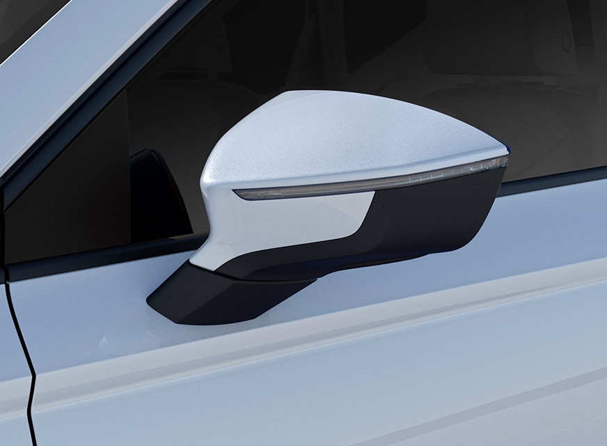 Close-up van buitenspiegels van de SEAT Ateca